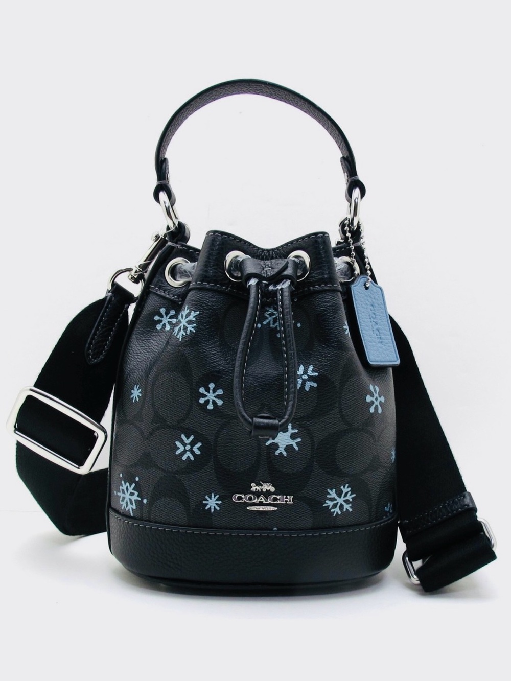COACH DEMPSEY 15 ❄️ SIGNATURE CANVAS SNOWFLAKE ❄️ DRAWSTRING BUCKET BAG 🌟NWOT🌟